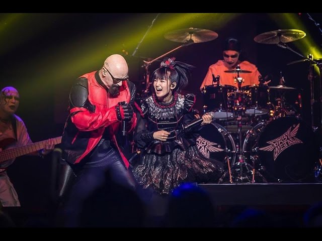 ⁣BabyMetal & Rob Halford - Painkiller - Breaking The Law (Live)