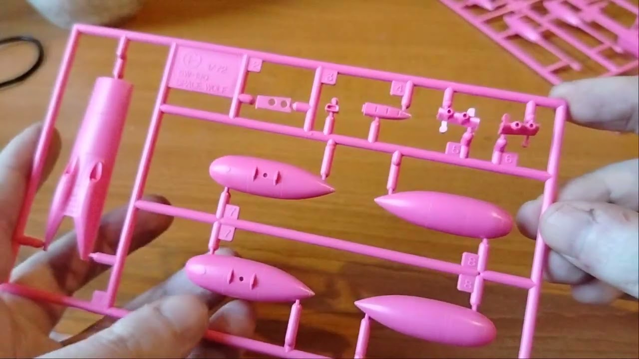 In-box: Hasegawa  64731 Space Wolf Sw-190."Yuki Kei Special" 1/72