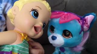 Ada, Baby Alive Ve Köpüşümüz Minnoşla Oyun Oynuyor. Öpüş Ş