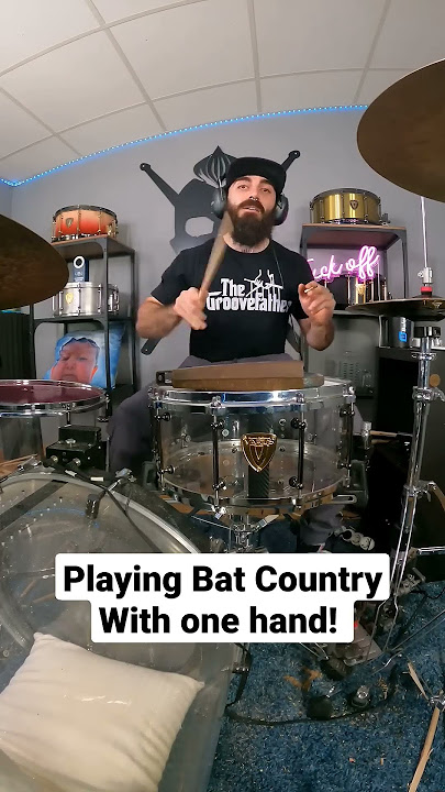 Playing BAT COUNTRY with ONE HAND?!