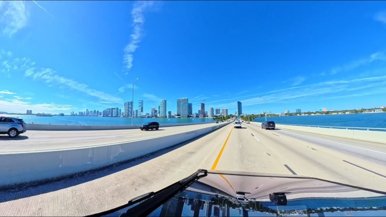 360 video (interactive) Miami beach drive over the bridge to Brickell