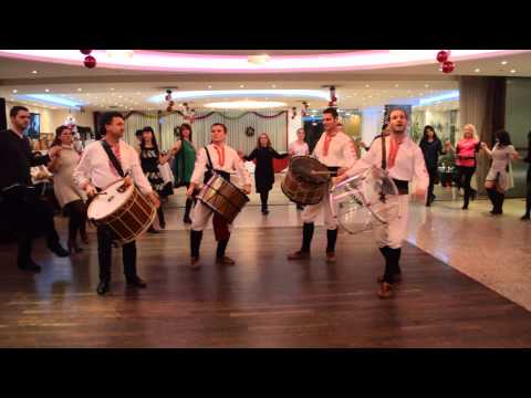 Кой уши байряка Формация В Шоплука 