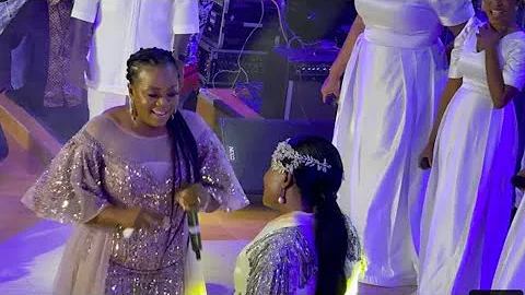 wow!! Piesie Esther SpiritFilled Worship at Kumasi Tehillah with Ohemaa Mercy