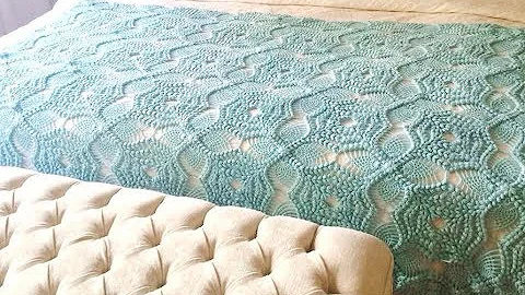 Learn How to Crochet a Stunning Popcorn Pineapple Bed Spread