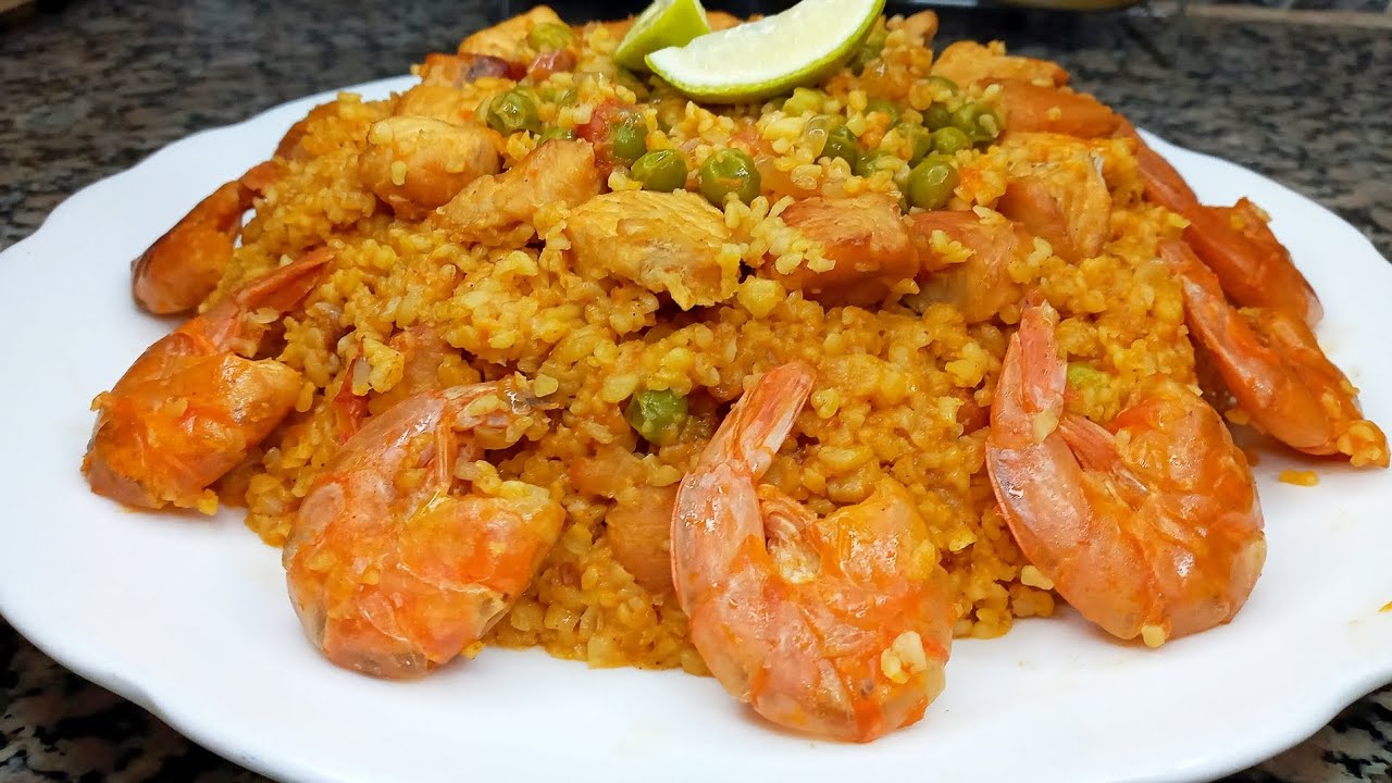 برغل بالسمك طبق راقي و لذيذ جدا بنكهة البايلا