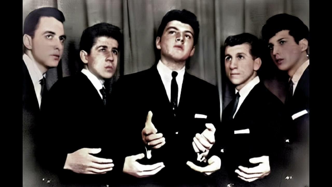 The Capris - There's A Moon Out Tonight (1961) The Capris - There's A Moon Out Tonight (1961)