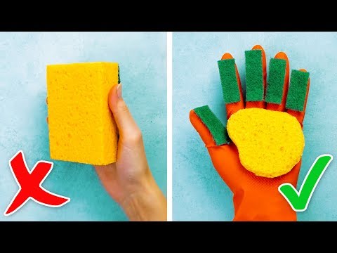 Video: How to quickly wash brilliant green from hands at home