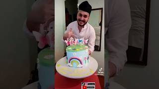 Mastlar shimlariga siyishmoqda