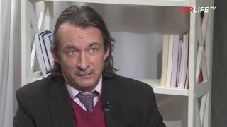 Якщо Україна виплатить Росії борги, то вона не виконає умови МВФ, - Владислав Зимовець