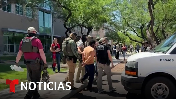 Detienen a más inmigrantes, incluso con niños, afuera de cortes en Arizona | Noticias Telemundo
