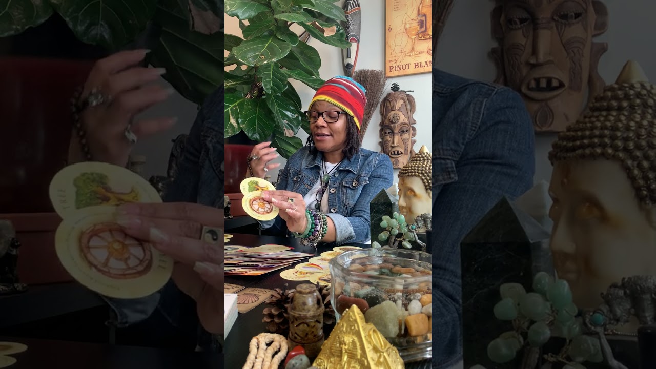 ЧТОООО!!! ЭТО ЖЕНЩИНА, КОТОРАЯ ЕГО ВЫРАЩИЛА!! ВОТ ПОЧЕМУ ОН ТАКОЙ!! ОМГГГГ