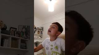 Çabaladım Bende Yan Yana Duralım Diye