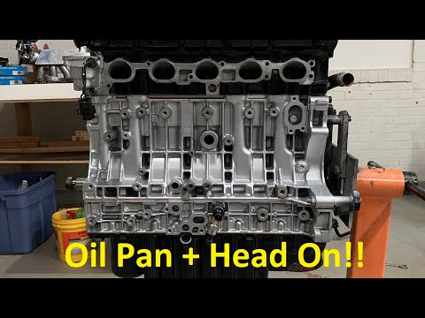 volvo-850-build-part-4---oil-pan-+-cylinder-head