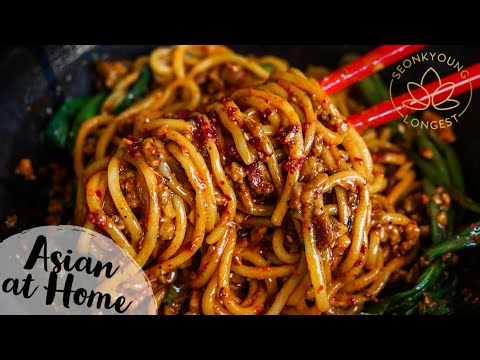 Video: Sesame Dan Dan Noodle Bowl