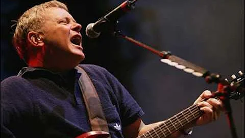 new order leave me alone subtitulada