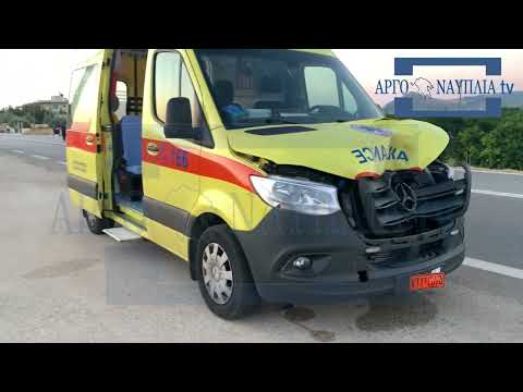Δυστύχημα στο Άργος με παράσυρση ηλικιωμένης από ασθενοφόρο