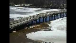 Ледоходом унесло мост