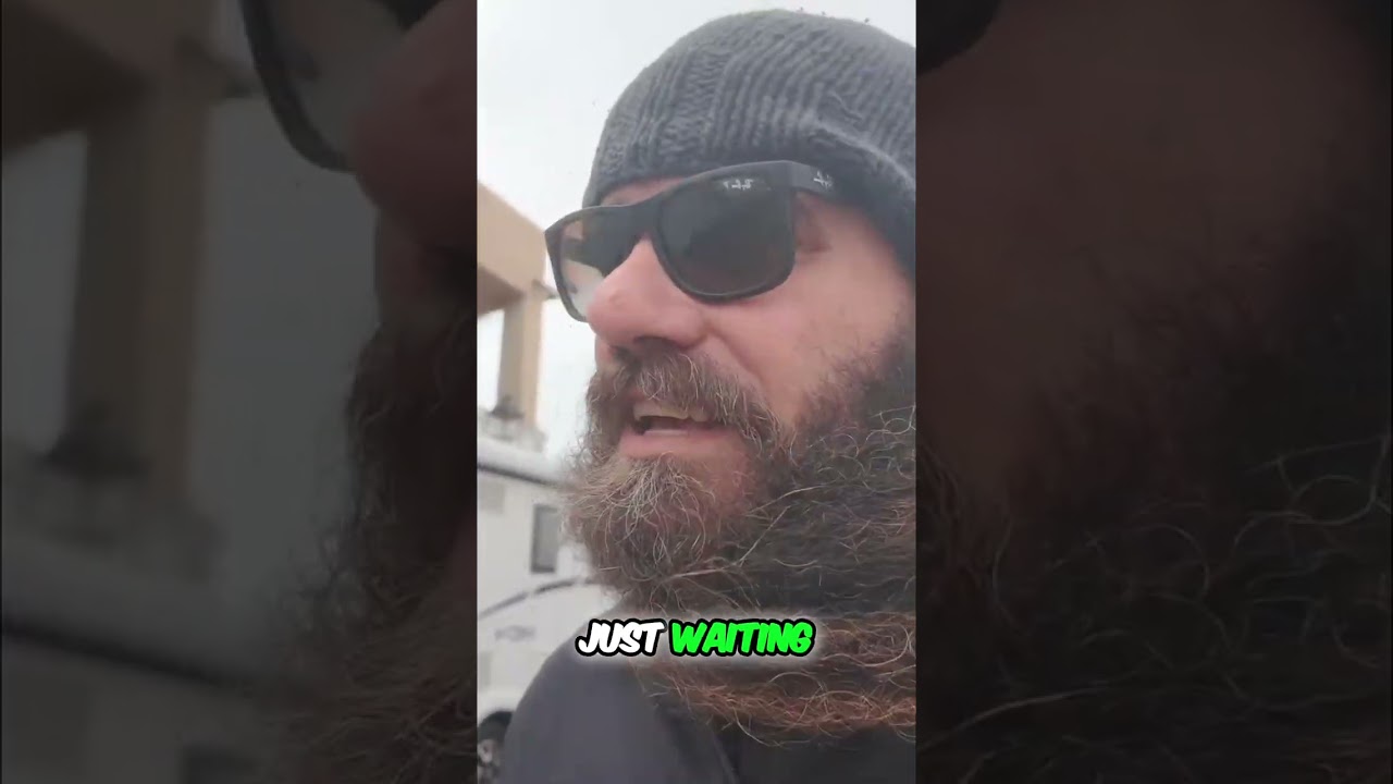 Stormy Marina: Is Your Boat Safe? Watch This! #shorts