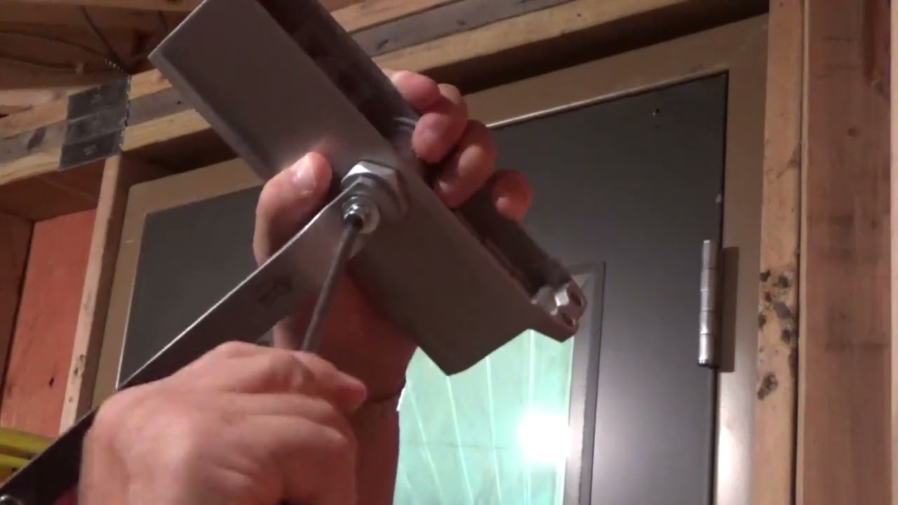 How to install a commercial door closer
