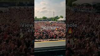 Illeniums Pov Dj Console And Fans On Fire 