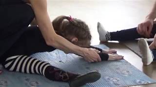 Поперечный шпагат|Гимнастика для детей|Gymnastic for kids|Miss Katy gymnastic|Не мисс Николь Поперечный шпагат|Гимнастика для детей|Gymnastic for kids|Miss Katy gymnastic|Не мисс Николь