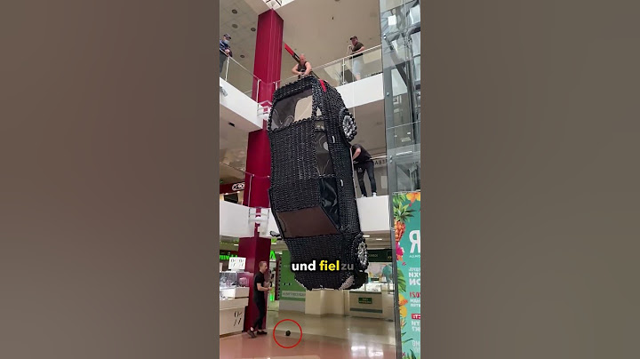 Man muss den Atem anhalten, wenn man das Auto aus Luftballons trägt!