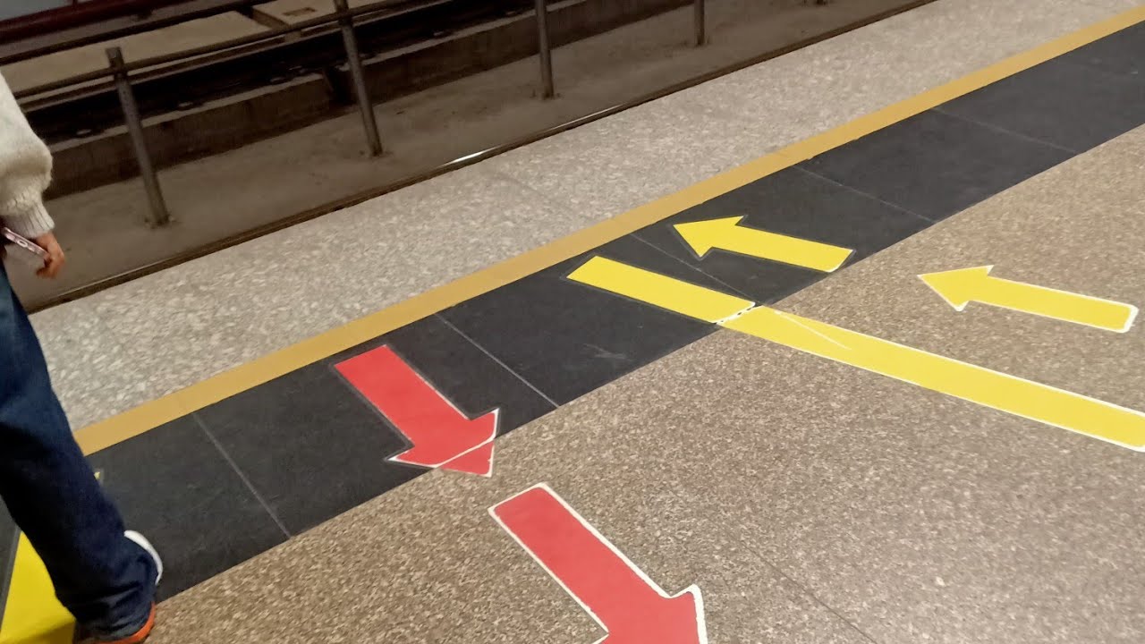 Delhi trip #delhi #funny #funnyvideo #comedy #comedyshorts February 5, 2026