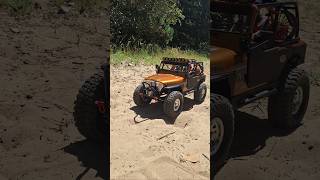 RC crawler Axial Jeep CJ7 Laredo #jeep #offroad #4x4 #axial #cj7