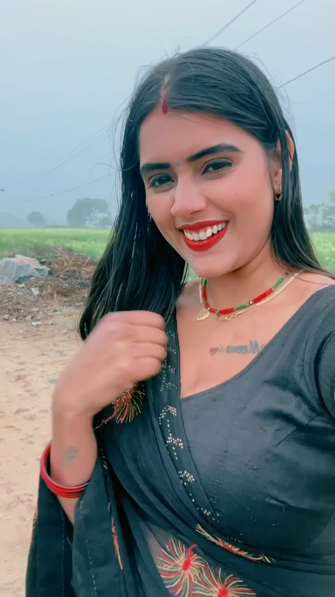 सितंबर में देख ले जाड़ा ?#shorts #trending #meenu #ytshorts #youtube