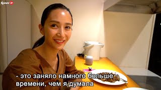 Пригласил японку Маки приготовить русские блины. Вечером на кухне Пригласил японку Маки приготовить русские блины. Вечером на кухне