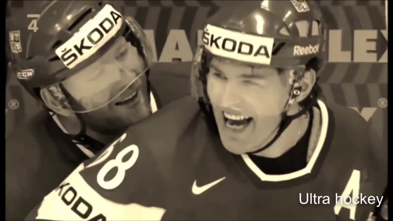Jaromir jagr #68|chased- lines