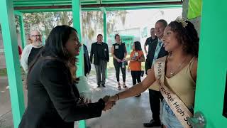 Volusia County Schools: Superintendent Dr. Balgobin Visits with Students at Pine Ridge High