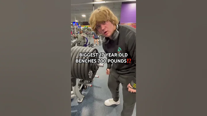 BIGGEST 17 YEAR OLD BENCHES 700 POUNDS⁉️ #gym #benchpress #gymbro #weightlifting #gymshorts #shorts