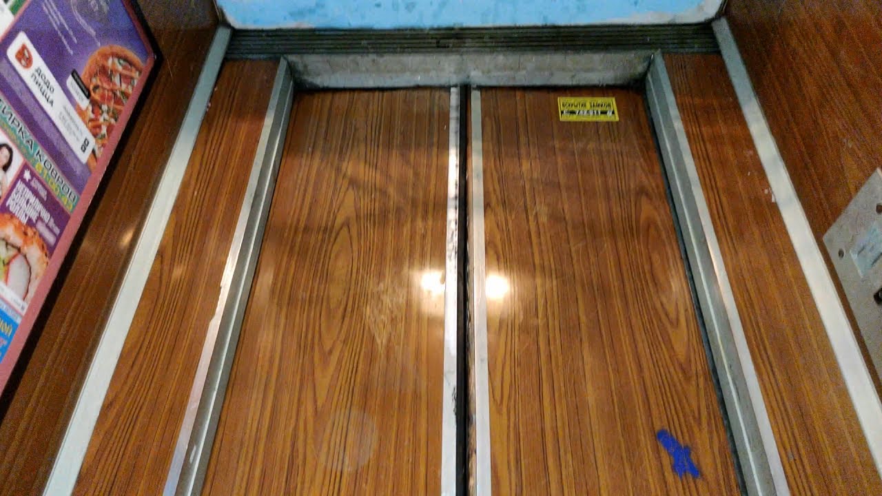 🔲Чистое купе кабины! Лифт (СамЛЗ-1976 г.в); Тольятти; Юбилейная 13, подъезд 6; серия дома: 121-063