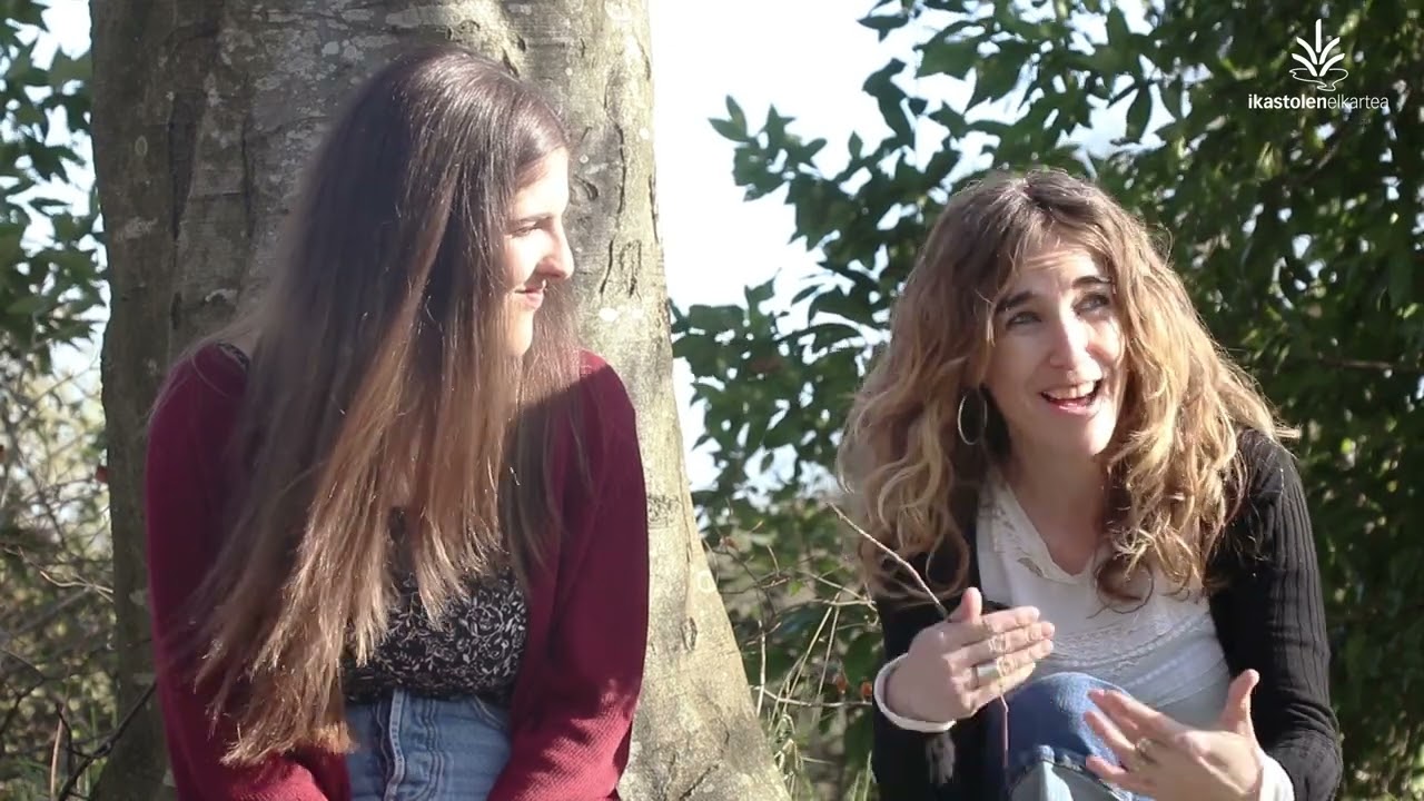 EREMU FORMALA ETA EZ FORMALA UZTARTUZ: Maialen Cadavid, Aisiola, eta Erkuden Flores, Iñigo Aritza