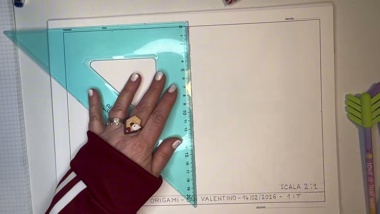 IL RILIEVO - rilievo e costruzione in scala 2:1 di un origami