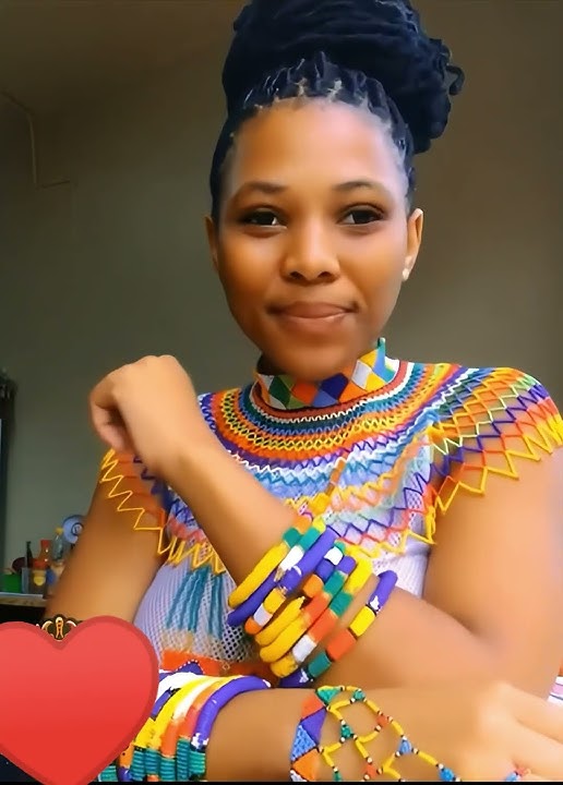 Zulu queen looks gorgeous in traditional dress #zuluqeen #zuluculture #proudlyafrican