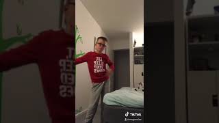 Download Lagu Tik tok met een koe er naast MP3 Download Lagu Tik tok met een koe er naast MP3