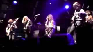 Watch Zutons Harder And Harder video