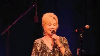 Connie Smith, Satisfied