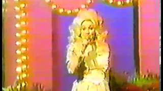 Vignette de la vidéo "Dolly Parton - Thank God Im A Country Girl on The Dolly Show 1976/77"