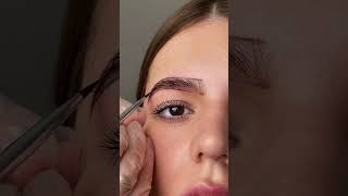 #брови #оформлениебровей #уходзасобой #макияж #лайфхаки #самсебебровист #красивыеброви #бровидома
