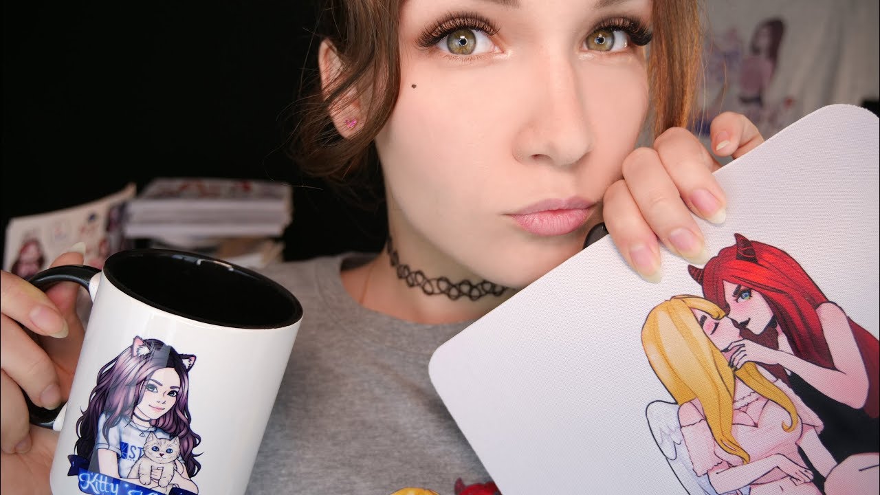 ASMR Whisper 📕👕🎧 about stickers, notebooks, T-shirts [Subtitles] [Russian] 3ds