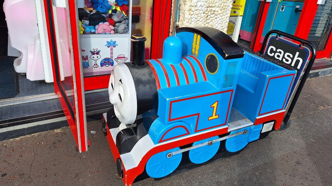 Jolly Roger Thomas Kiddie Ride - YouTube