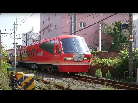 伊豆急リゾート21 キンメ電車 踏切通過