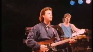 Tears for Fears - Everybody Wants To Rule The World [Pop Rock] 1985 :  r/Music