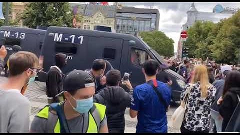 Innvandrerungdom angriper politiet i Oslo