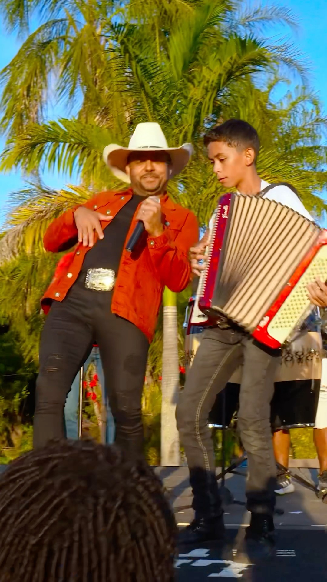 Forró do meu Goiás estourada com o fenômeno Leãozinho Do Forró #boanoiteee
