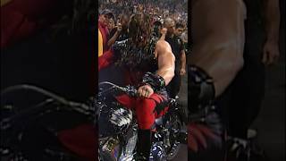 Kane rides off on Undertaker’s motorcycle! 🏍️ Resimi