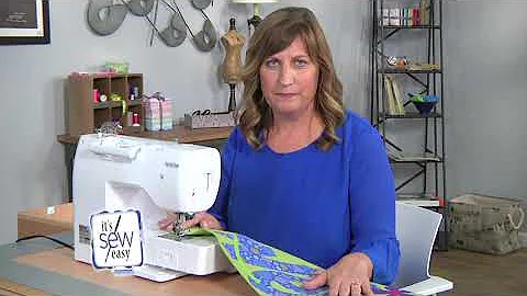 Make a table runner on Its Sew Easy with Joanne Hi...